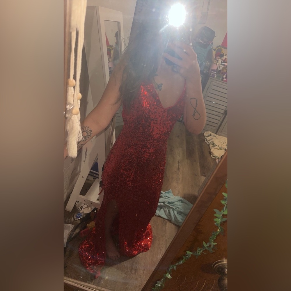 Red prom dress